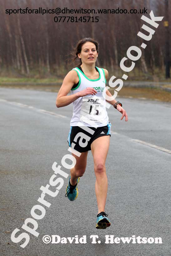 Womens relay, Elswick Harriers Relays, Newburn, Newcastle. Photo: David T. Hewitson/Sports for All Pics